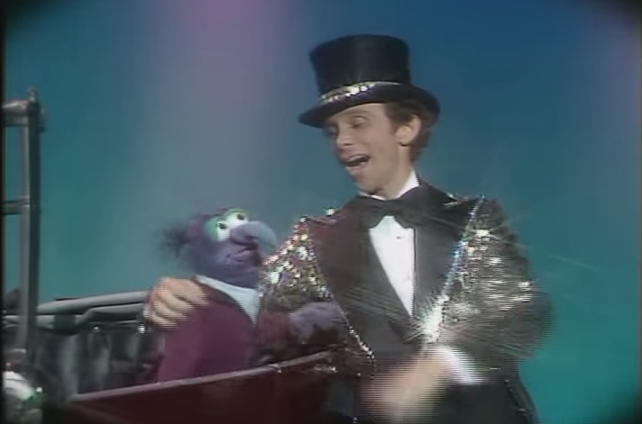 The Muppet Show - the great Gonzo and Joel Grey in Razzle Dazzle