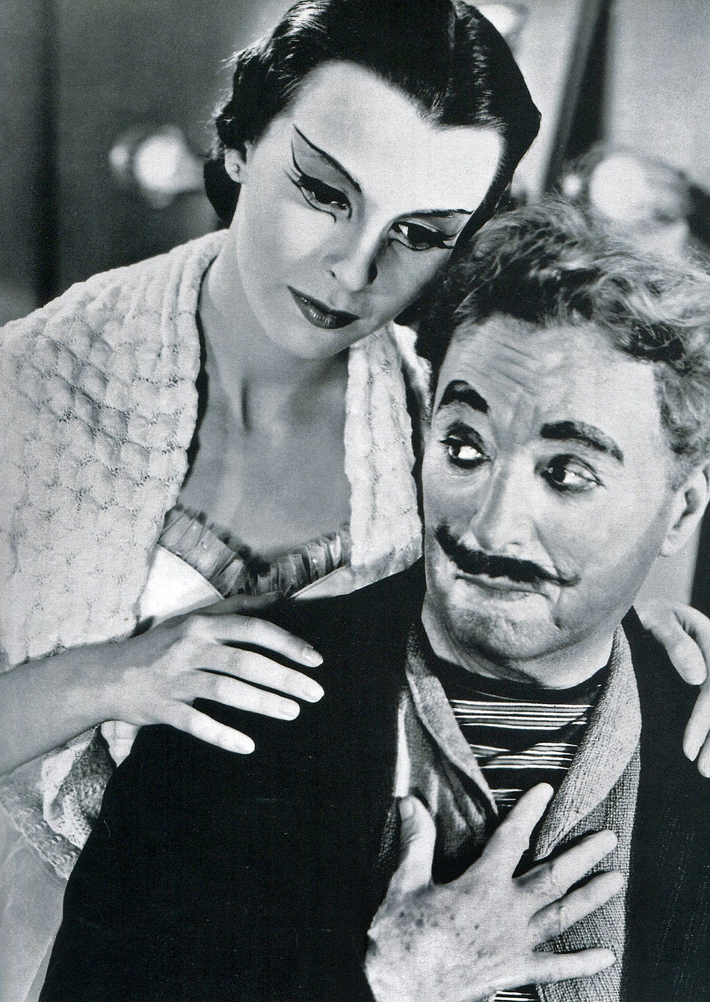 Claire Bloom and Charlie Chaplin in Limelight