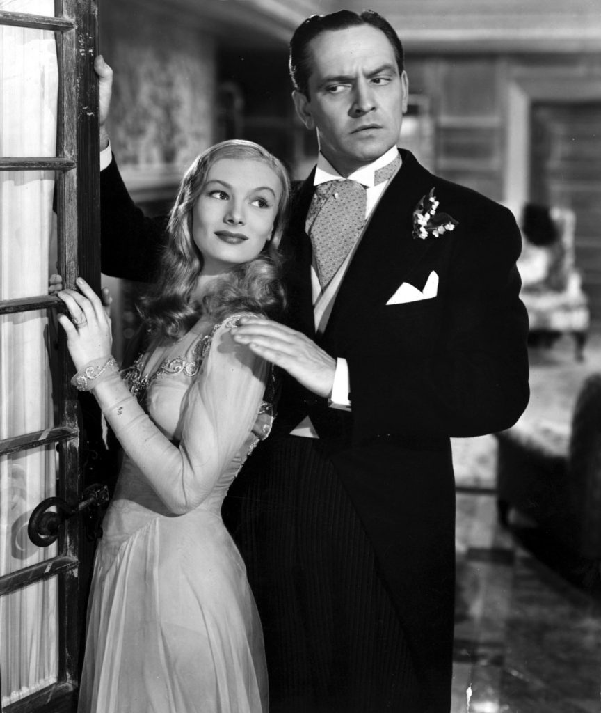 Veronica Lake and Frederic March in I Married a Witch