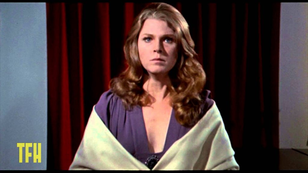 Mariette Hartley as the unwilling love interest in The Return of Count Yorga