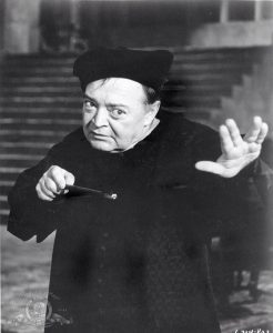 Peter Lorre as the wizard Dr. Bedlo, in a wizard's duel with Boris Karloff!