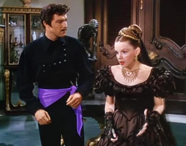 Gene Kelly and Judy Garland in The Pirate
