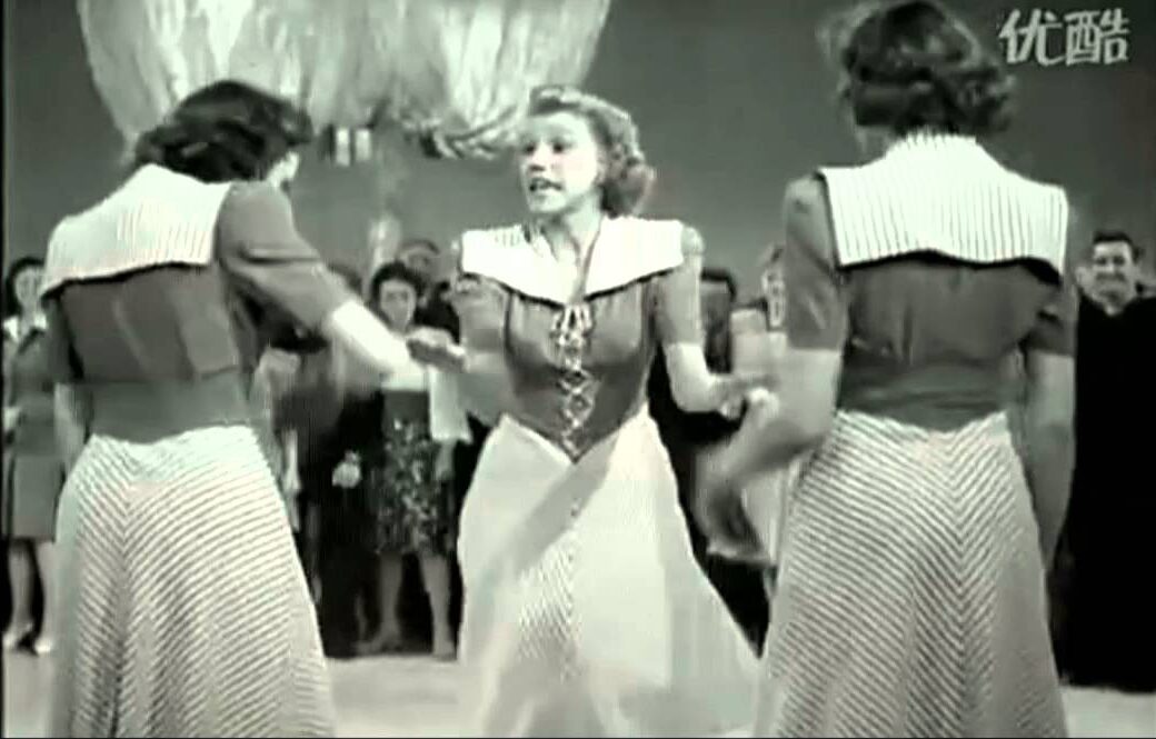 Song lyrics to Gimme Some Skin, My Friend (1941). Lyrics by Don Raye, Music by Gene de Paul. Sung by The Andrews Sisters at the dance hall in In The Navy.