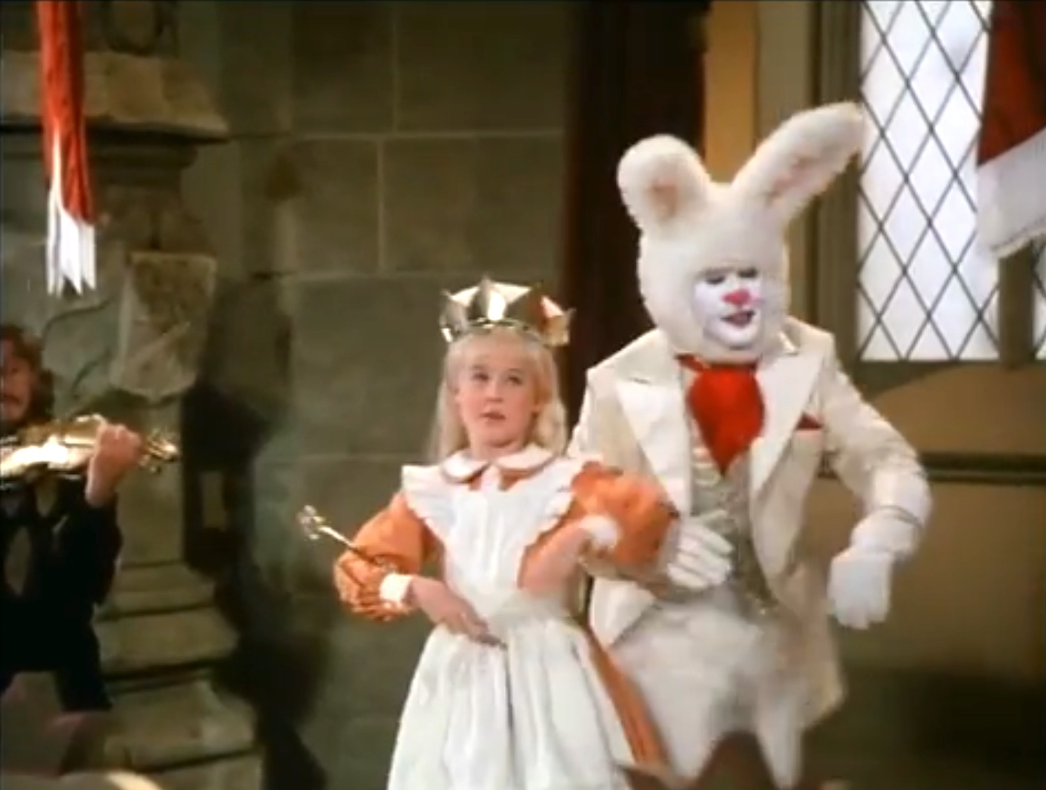 Song lyrics to Welcome Queen Alice, Music by Steve Allen, Lyrics by Lewis Carroll, Performed by Red Buttons and Natalie Gregory in Alice in Wonderful 1985