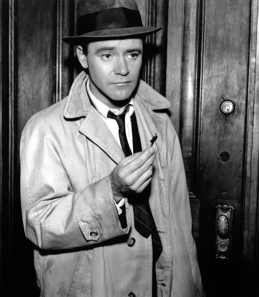 Jack Lemmon holding the key to The Apartment