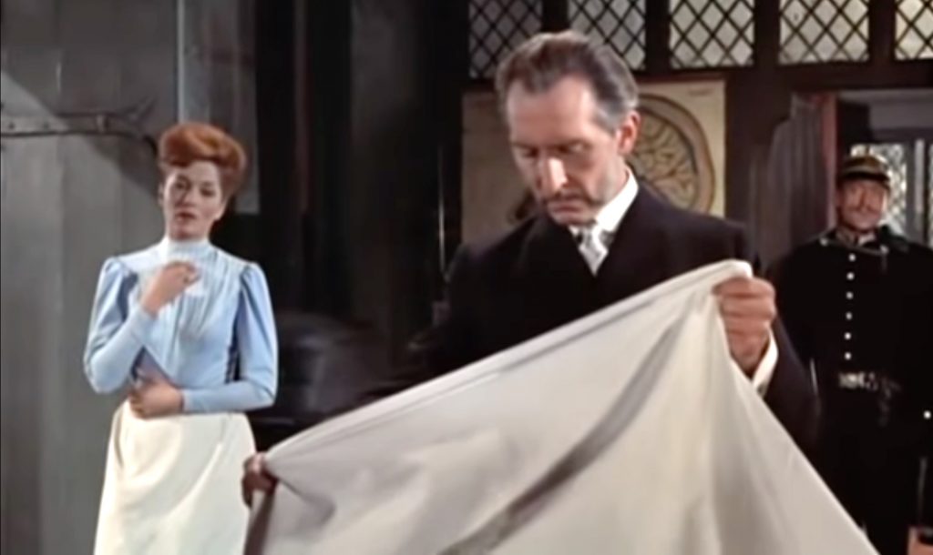 Autopsy - with Barbara Shelley, Peter Cushing, Patrick Troughton in "The Gorgon"