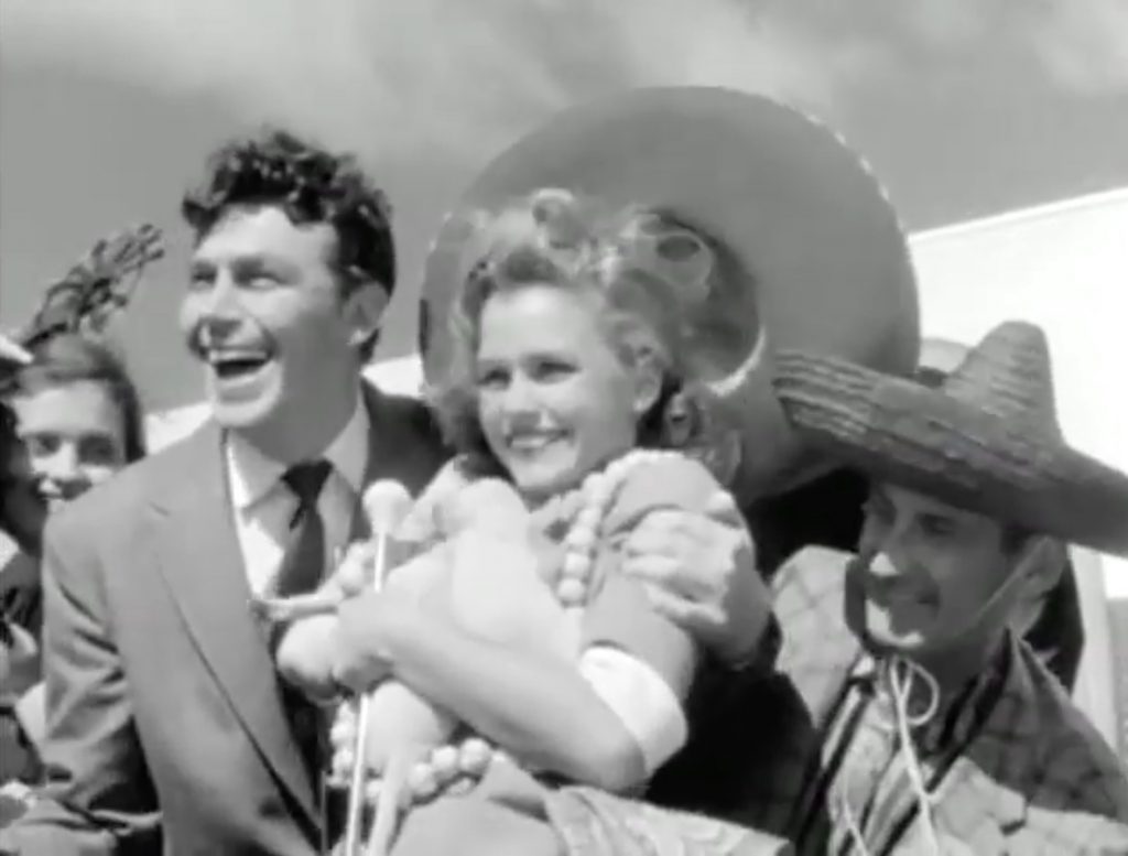 Lonesome Rhodes (Andy Griffith) and his new wife Betty Lou (Lee Remick) in "A Face in the Crowd"