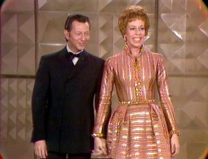 Donald O'Connor and Carol Burnett do the on stage warm up