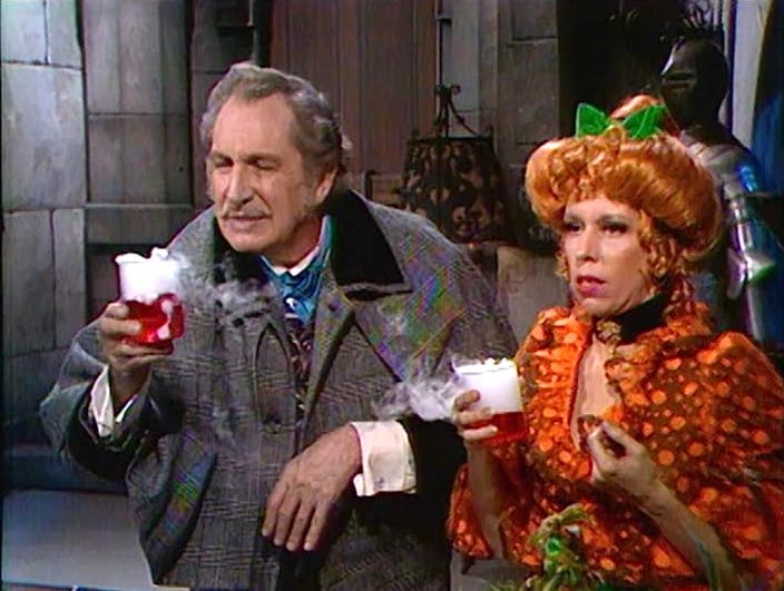 Vincent Price and Carol Burnett in a mirror movie spoof in The Carol Burnett Show season 5