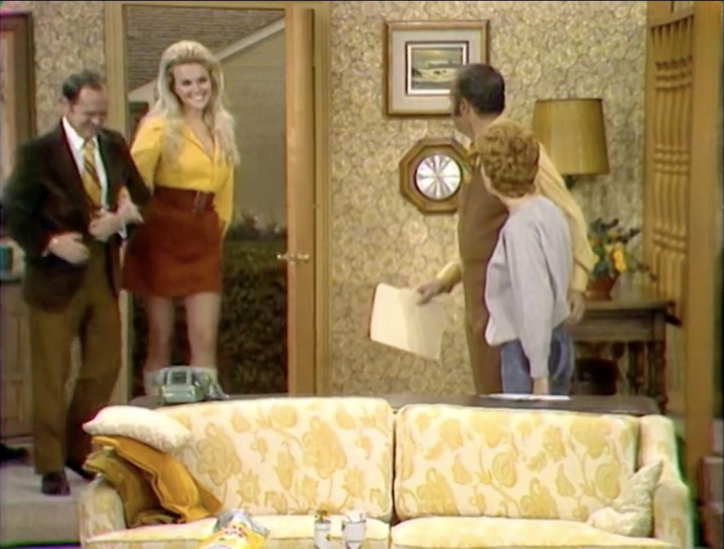 In the "Carol & Sis" sketch, bookkeeper Bob Newhart introduces his new wife, Inge, to Roger (Harvey Korman) and an insecure Carol Burnett