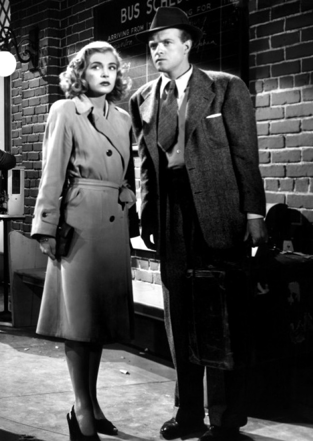 Elizabeth Scott and Van Heflin as Toni Marachek, Sam Masterson respectively in The Strange Love of Martha Ivers