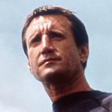 martin brody, jaws, man, Roy Scheider, blue background, police chief