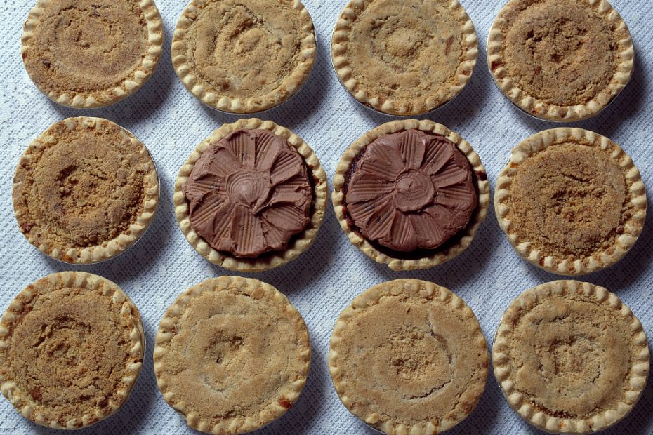 Song lyrics to Shoo-fly Pie & Apple Pan Dowdy