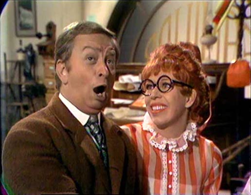 Mel Torme and Carol Burnett in "Tin Pan Alley Story"